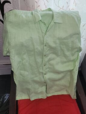 Light Green Men's Short-Sleeve Button-Up Linen Shirt